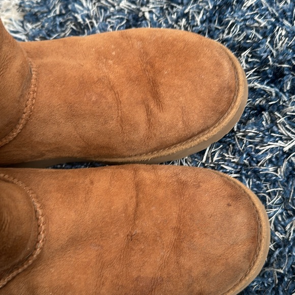 UGG boots, women’s size 8 - Picture 4 of 6